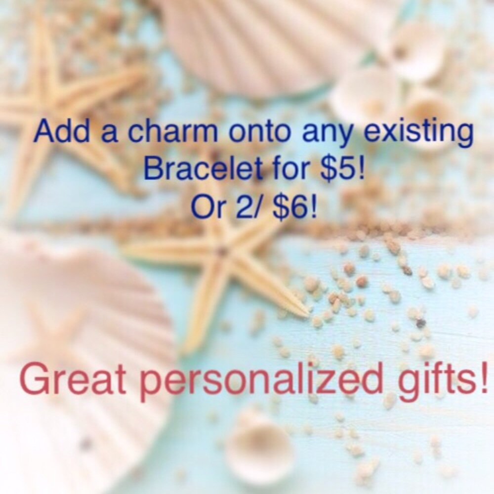 Butterfly 🦋 charm bangle - Picture 6 of 8